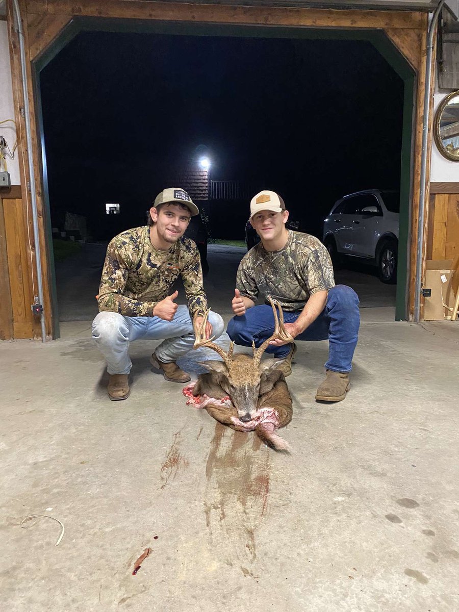Big buck, Good friends #grateful #blessed