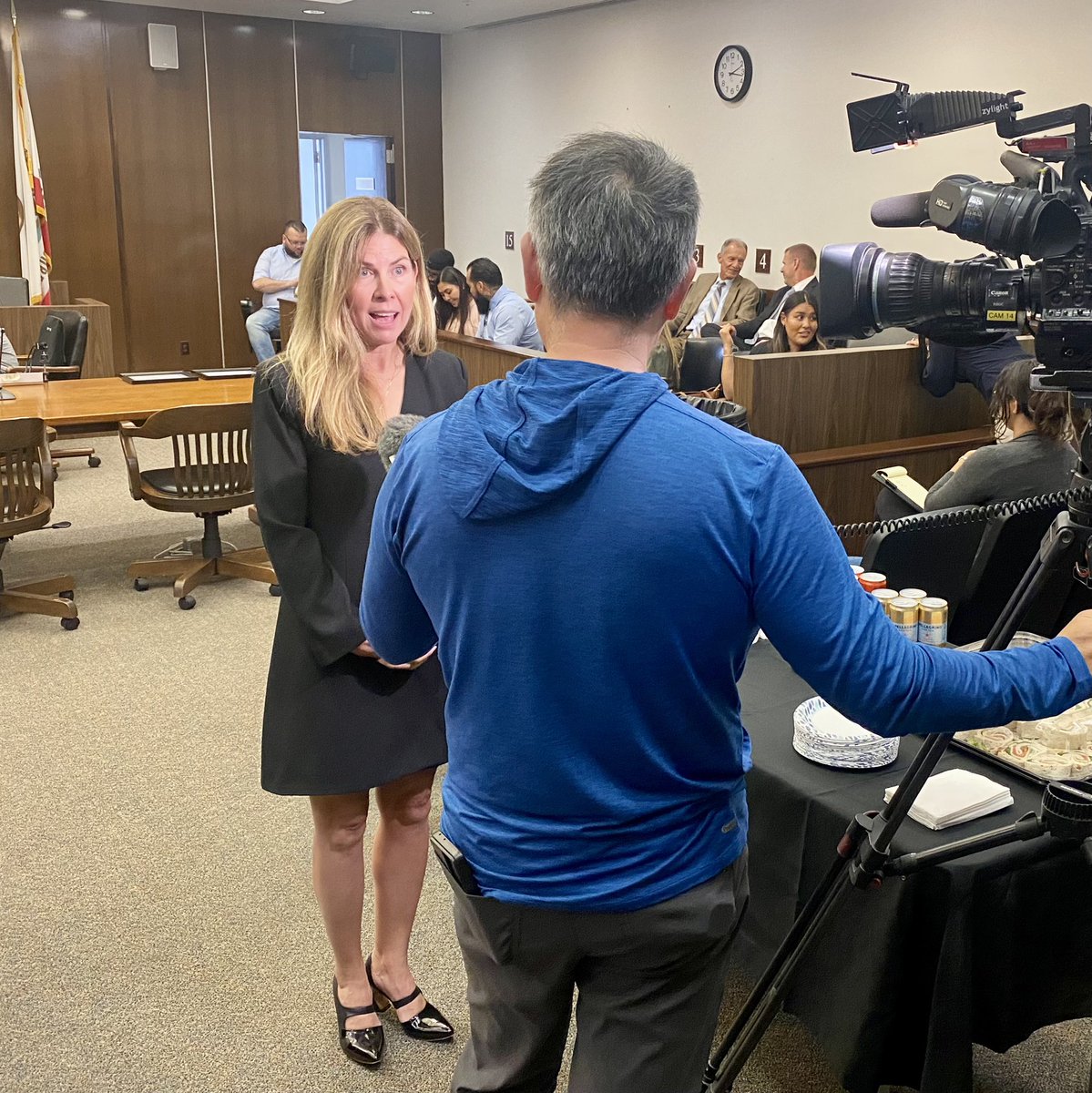 OC Young Adult Court, which provides an alternative to incarceration, honored its 28th &amp; 29th graduates last month. Watch <a href="/pewtrusts/">The Pew Trusts</a>' video featuring <a href="/UCIrvine/">UC Irvine</a> Prof <a href="/EECauffman/">Elizabeth Cauffman</a>, who created the program with <a href="/Social_Ecology/">UCI Social Ecology</a> alumna Judge Maria Hernández. tinyurl.com/2udycuuc
