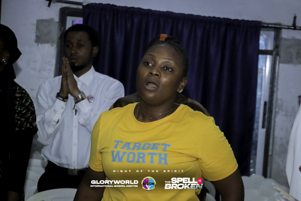 gigcglobal's tweet photo. We have vowed to #worship You the only true God. Bro Joshua Moses led us in a deep moment of worship.
🎶We hail you
we worship you
we hail you most high🎶
#NOS #NightOfTheSpirit #TarryNight #GIGCGlobal #GloryWorld #PastorSamuelEffiong https://t.co/MdlclKMxpB