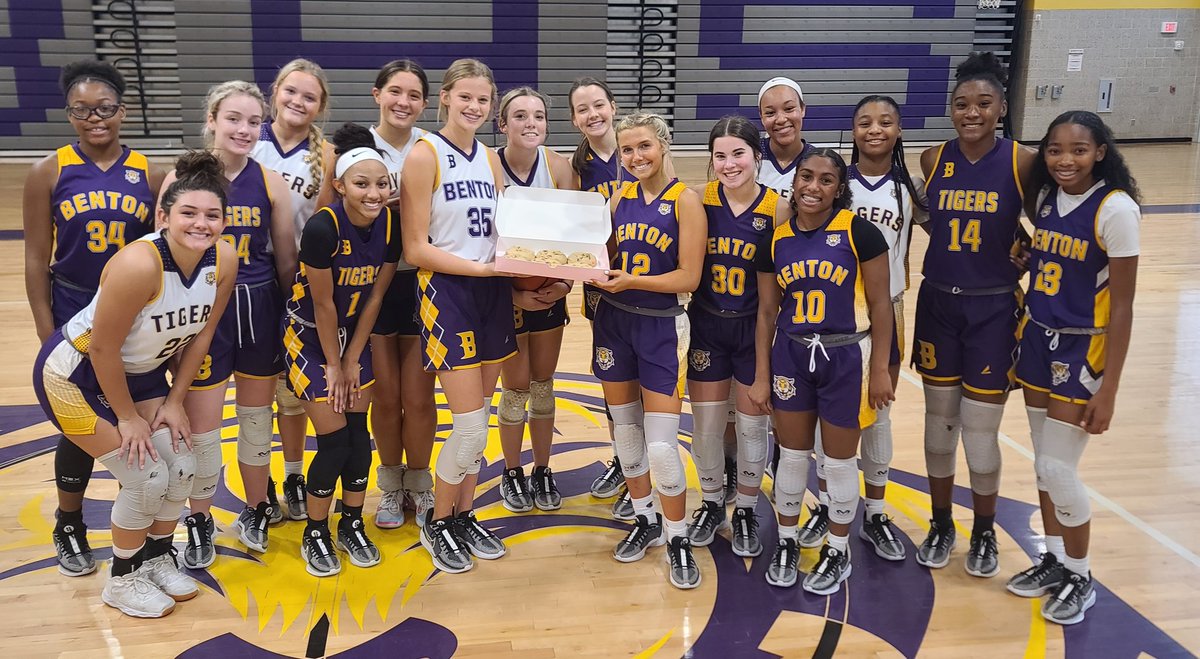 Celebrating our September birthdays for Bella Wiese and Arden Smith! #Wecomin' #WeFight <a href="/AKRyan25/">Avery Ryan</a> <a href="/mikayelasanche1/">mikayela sanchez</a> <a href="/WashingtonReily/">Reily Washington</a> <a href="/CBailey0/">Chloe Bailey</a> <a href="/Taymartinez26/">Taylor Martinez</a> <a href="/jannahcarter2/">Jannah</a> <a href="/Addi_R_Morris/">Addison Morris</a> <a href="/emilysteph06/">Emily Stephens</a> <a href="/gimme3KB/">Kryshna</a> <a href="/bella_wiese/">Bella Wiese</a> <a href="/taylorbrown2025/">Taylor Brown</a>