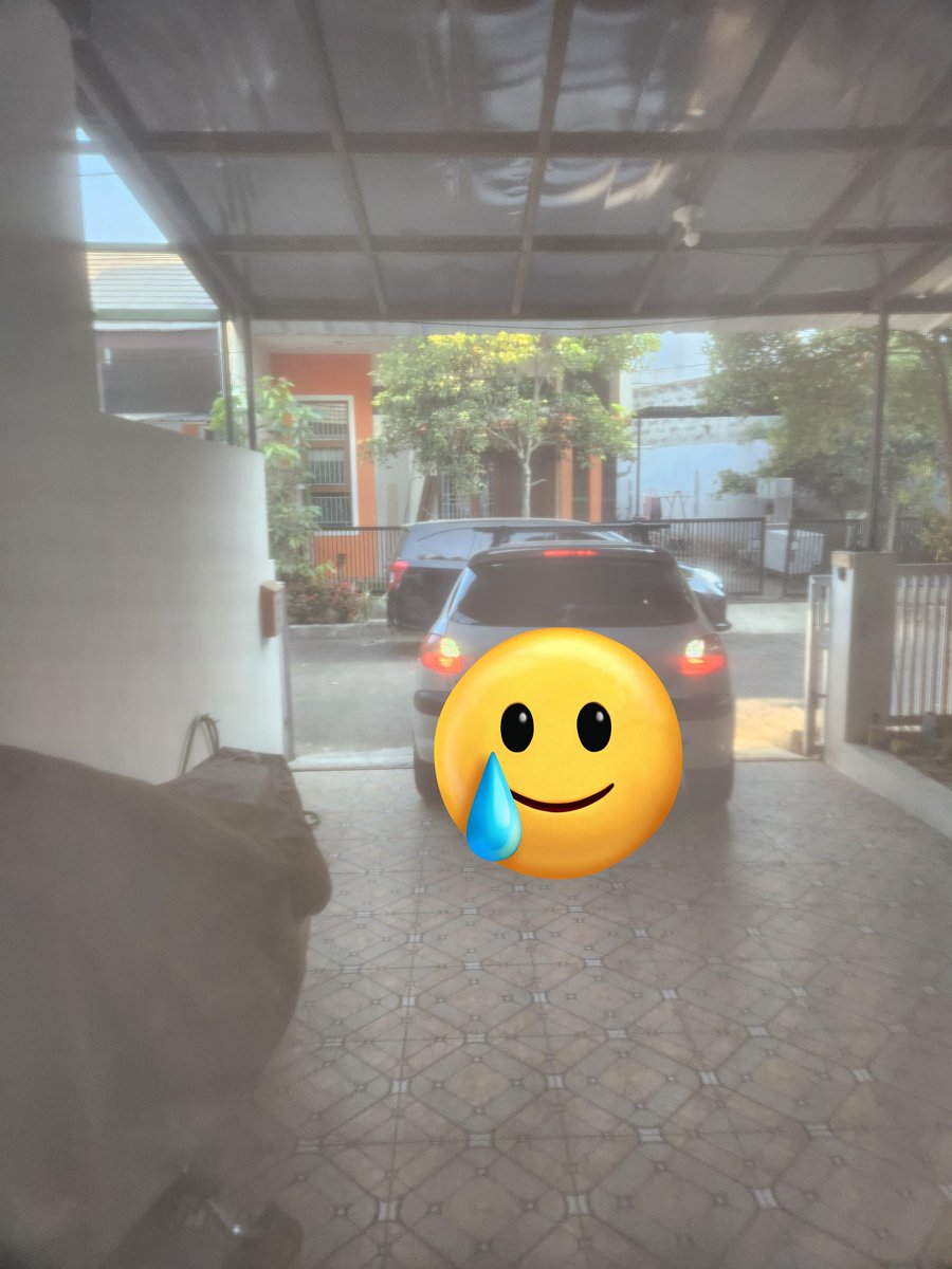 Hampir 5 taun tinggal yg depan ga nyadar2 padahal aturanya komplek ga boleh parkir depan rumah capeek nyindir negor gaya apalagi 😭😭😭 #ceritatetangga