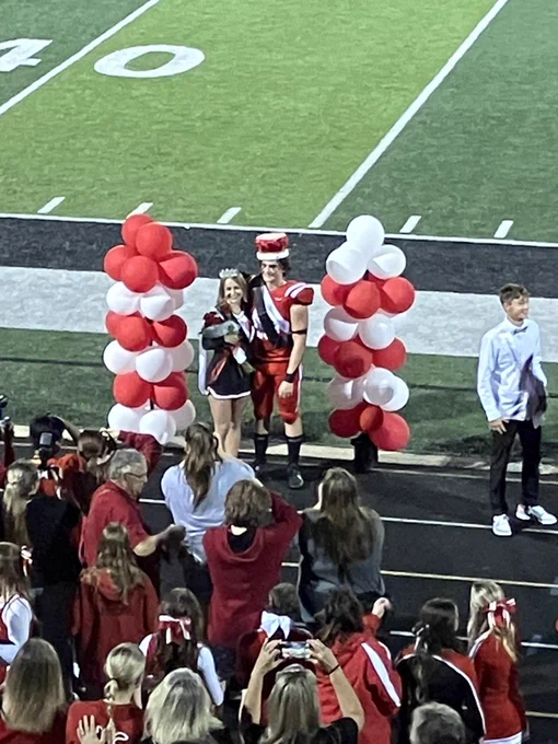 Image from New Palestine Dragons (@NPHSDragons)