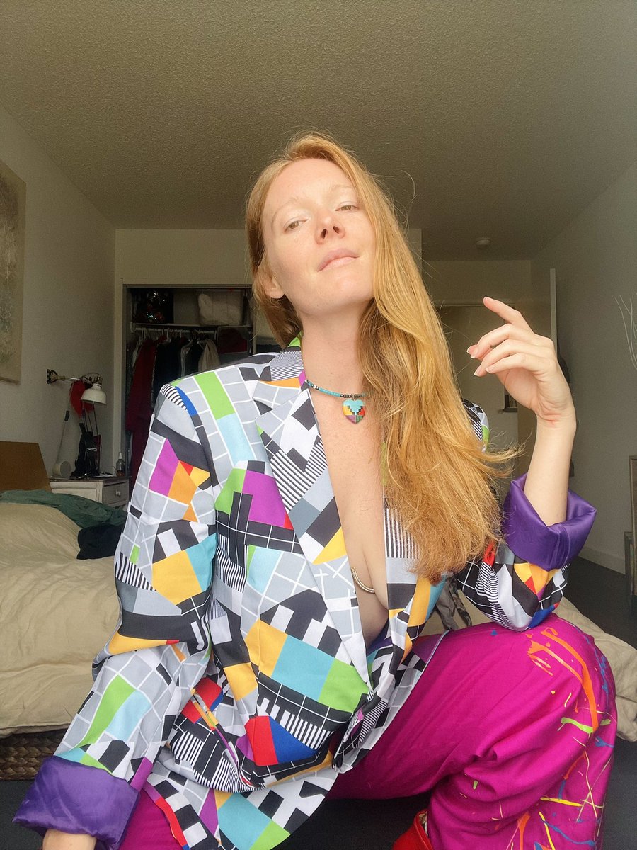 thesamsharman's tweet photo. Fits for Vegas stacked. Let’s glow @NFTxLV ❤️🔥 I’ll see you at the @thelistenroom stage tomorrow afternoon playing music I’m launching on @SoundRigMusic 🎤 🪄
•
#Cardano #CardanoCommunity #web3music #soundrig #samsharman #blockchain #blockchainart #nftconference https://t.co/AXepKoNgLp