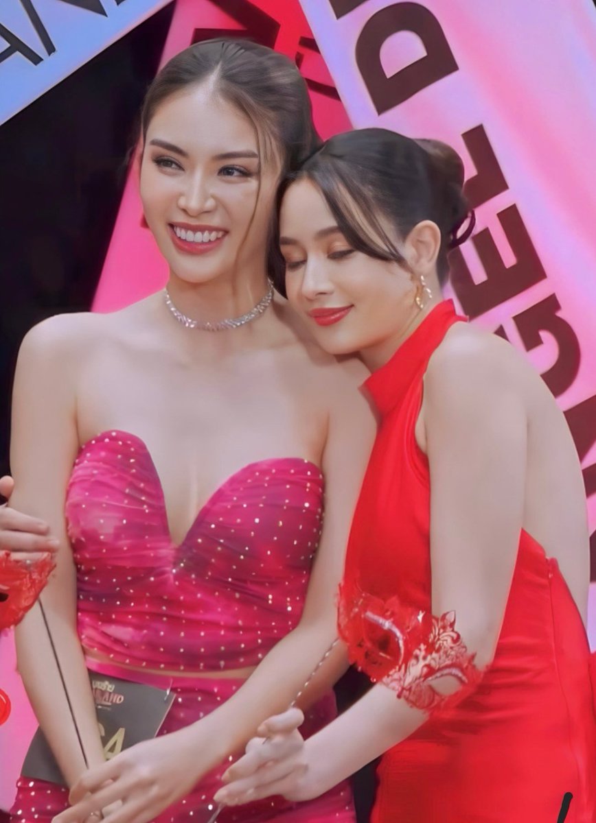 Beam1o1's tweet photo. อะไรก็ไม่รู้ที่รู้ๆฉันนั่งยิ้มมมม🤭😁🥰👑🌷💃🏻💃🏻✌️

CHOMPU DEVILANGEL TH EP3
#นางร้ายไทยแลนด์xชมพูEP3 
#นางร้ายไทยแลนด์ 
#ชมพูอทิตา https://t.co/iLsFYrk0Pl