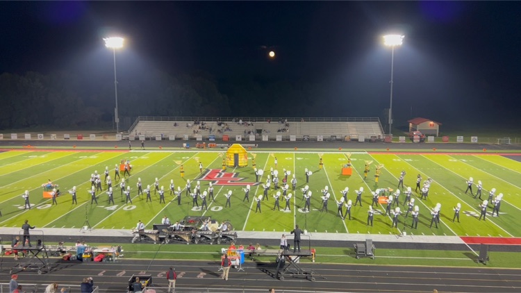 Lakeshore_HS's tweet photo. Lakeshore Marching Band performing at the Lakeshore vs Battle Creek Lakeview football game! https://t.co/F7ivYCplFk