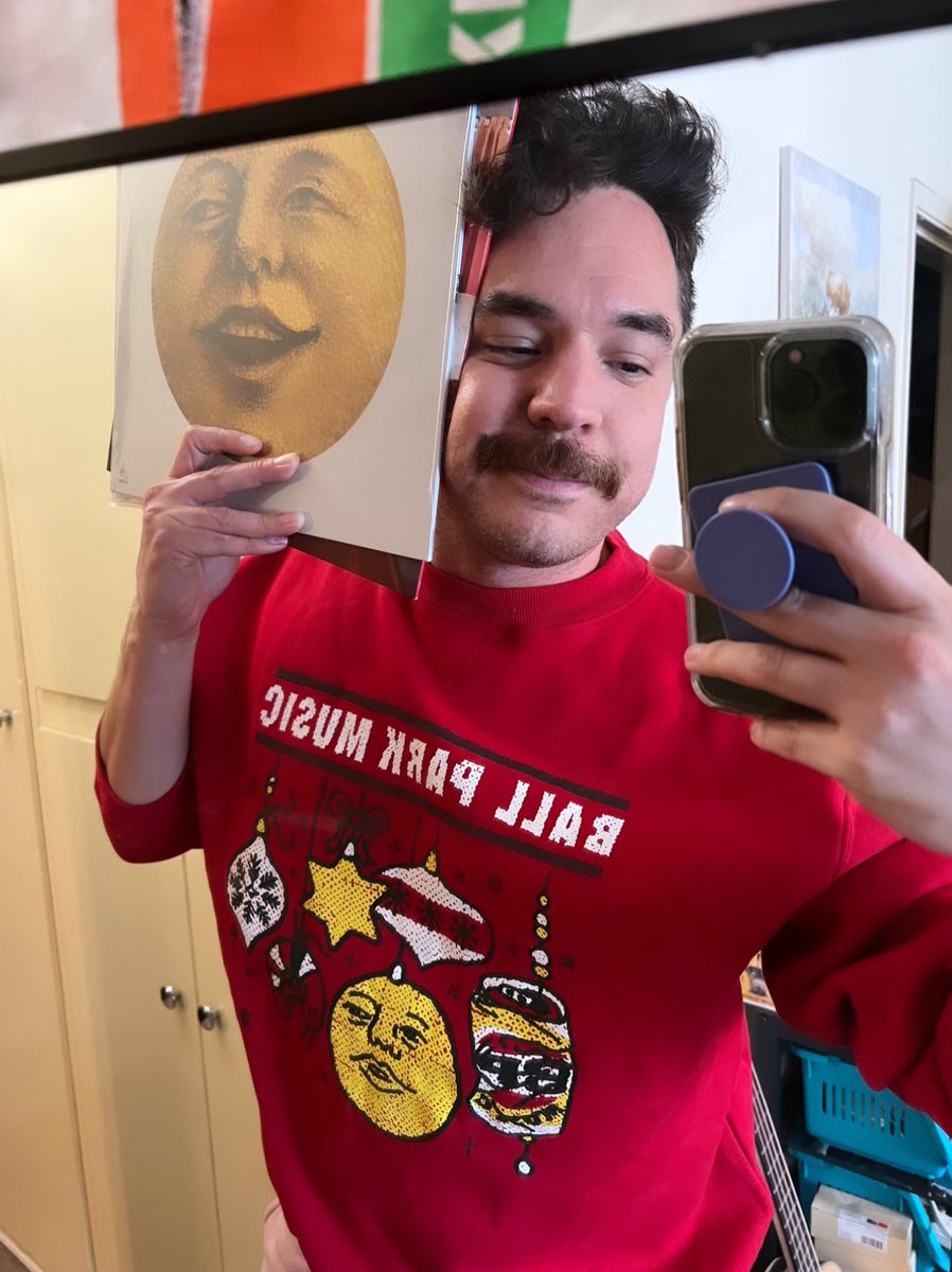 StevenRayMorris's tweet photo. Thank you @kilogramjam from @ballparkmusic for sending me such a lovely and generous care package. I’ve fallen deeply in love with the band’s music, can’t count how many times I’ve weeped to ‘Cherub.’ Their latest record Weirder &amp; Weirder is an all-timer. 🖤🖤🖤 https://t.co/KaGvljFwQY