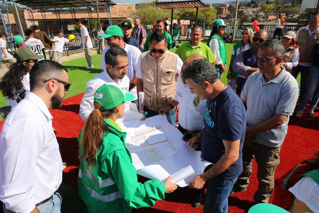 Aníbal Gaviria Correa tweet media