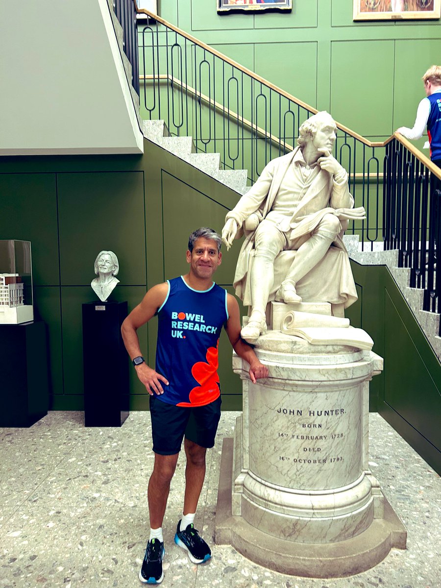 MrUmarShariff's tweet photo. Journey to the @LondonMarathon 🏃🏾 2024 begins! Training day @RCSnews…Feel very lucky and privileged to be running for @BowelResearch, an amazing charity trying to help save lives and improve the quality of life of those with bowel disease @ACPGBI @escp_tweets @Br_ICS @PSOGI_EC https://t.co/U3evPcyzx9