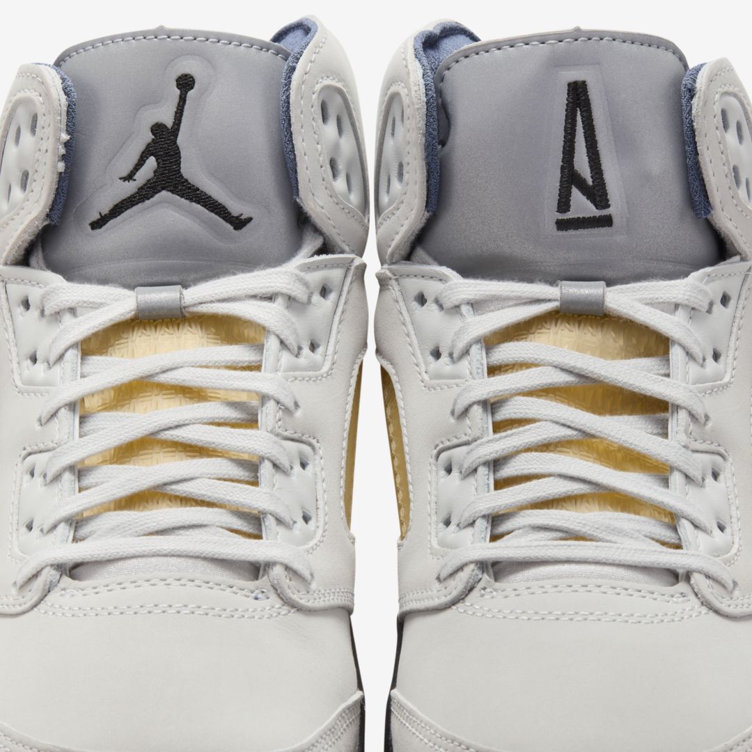 J23app's tweet photo. Official Images: A Ma Maniere x Women's Jordan 5 Retro SP https://t.co/gulZdZjir5