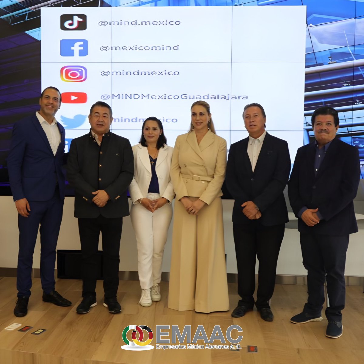 Emaac_oficial's tweet photo. Productiva sesión “Negocios con Alemania” del Programa #FitForPartnership en BBVA Spark Guadalajara, para todos los asistentes y participantes.
Agradecemos a los patrocinadores, proveedores y socios por su apoyo y realización. https://t.co/lV7pUDrRVw