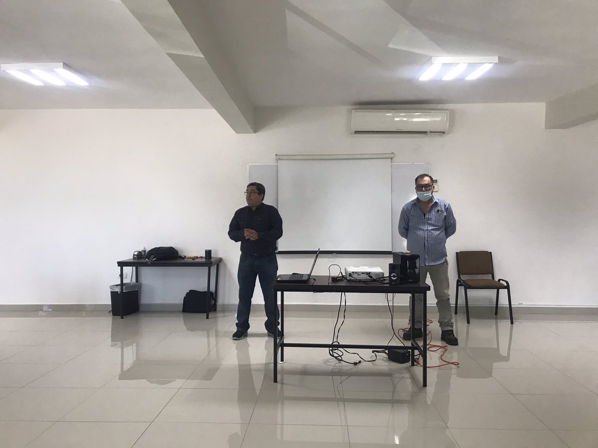 RogerCastilloR's tweet photo. #InstitutodeEducaciónObrera #FIDTH curso de “Negociación de Contrato Colectivo de Trabajo” #MagnaFormex educación sustentada legalmente, desarrollo integral, compromisos compartidos #SindicalismoResponsable®️ @tereso_medina @jesus_castill67 #SaulFlores https://t.co/nO3UxYlmeK