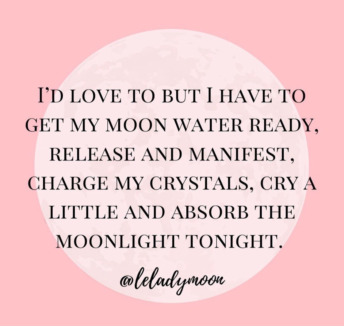 edwidgemillien's tweet photo. It’s raining cats and dogs in NY…. Who cares!!! It’s a very potent fullmoon with the feast of St.Michel Archange!!!! Qui dit mieux🤷🏽‍♀️ https://t.co/lIRNDcNyC4