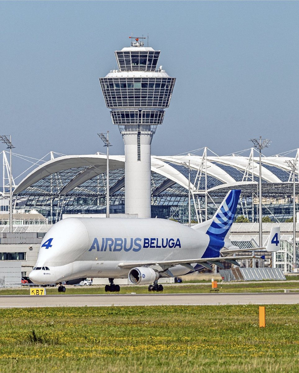 Fact of the Day: The A380M (Massive) has a 800.85ft tall revolving observation tower with a Frankie &amp; Bennys at the top for First Class customers. A First Class ticket from London to Newark (including a happy meal) costs just £7,175

Photographed from a Canberra #AvGeek #aviation