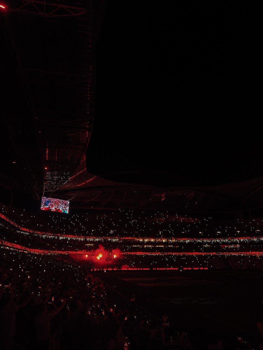 Samis_1904's tweet photo. “A fé que não se explica
Carrega Benfica, carrega Benfica”

@SLBenfica #DiadeBenfica #SLBenfica #SLBXFCP https://t.co/Y2OfOtFESt