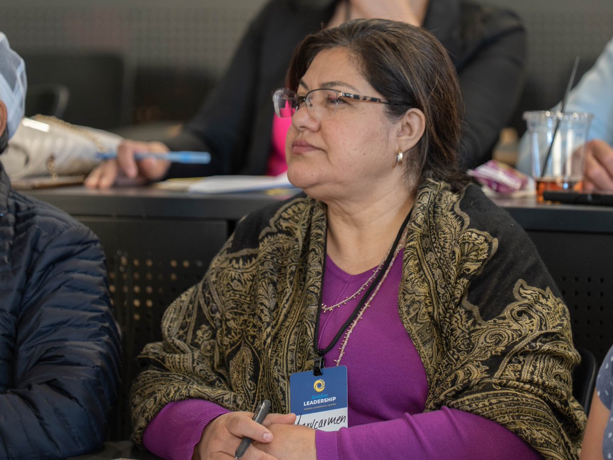 TheKLC's tweet image. Thanks to their dedicated community health workers, Salud + Bienestar ensure that families have the support &amp;amp; resources they need to stay healthy &amp;amp; thrive, playing a significant role in improving community well-being.

#HispanicHeritageMonth #LatinoLeadership #KansasLatinos