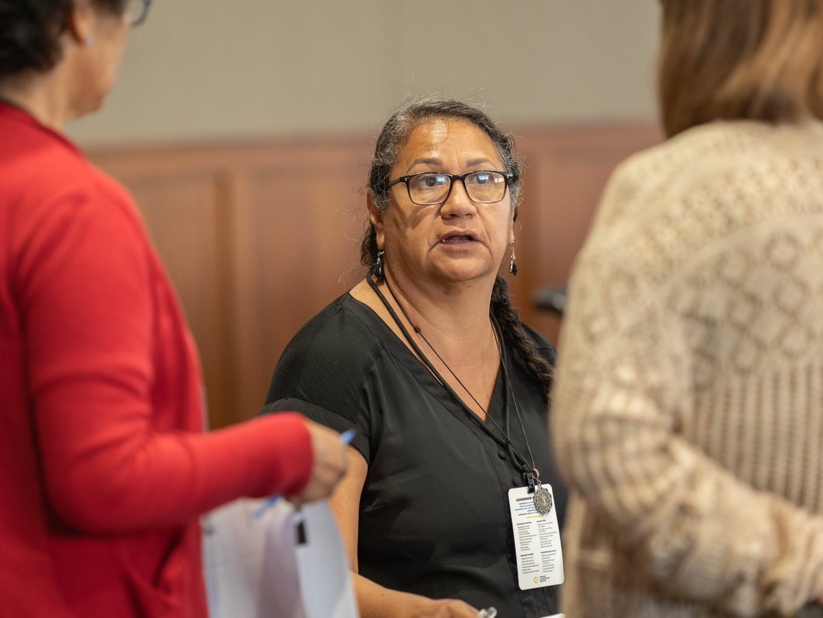 TheKLC's tweet image. Recently the community-driven organization led a series of programs on leadership, with the third session hosted at @TheKLC &amp;amp; facilitated by Lalo Muñoz in Spanish. It was a hit with a lively group of 30 participants. 

#HispanicHeritageMonth #LatinoLeadership #KansasLatinos