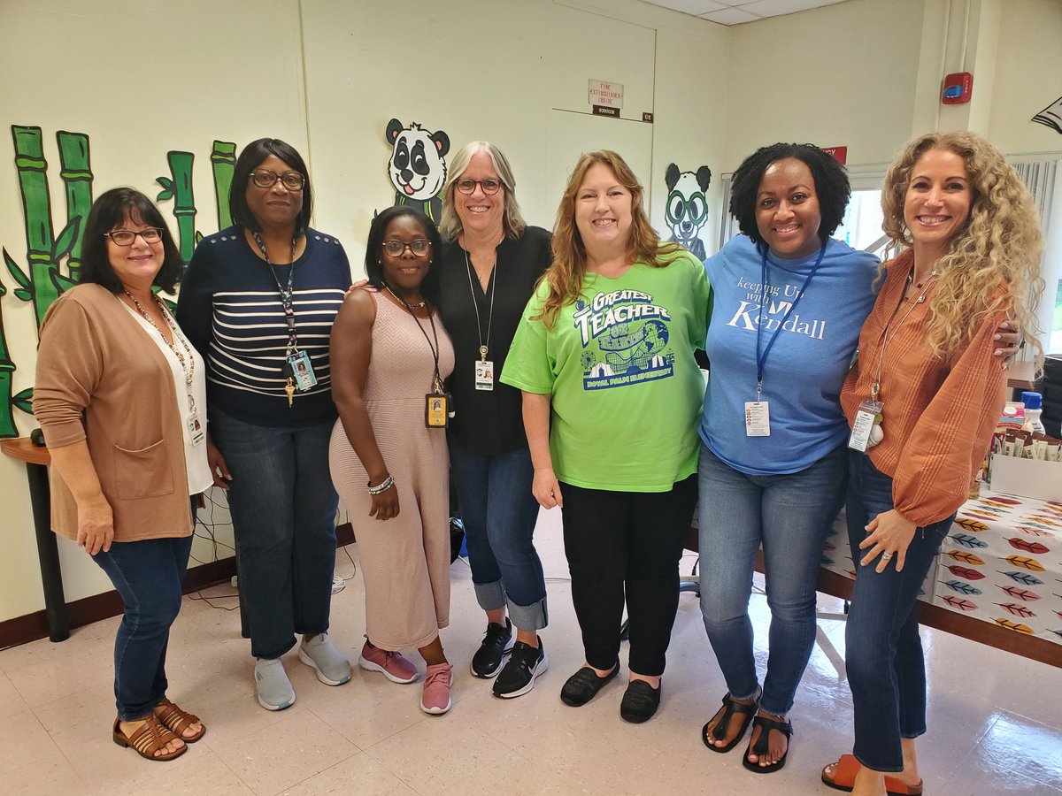 It was a fun day of collaborating and training with our new ESE Specialists. Thank you @RoyalPalmElem for having us today. @acostacastro10 @AndreaCiotti1 @ESEbroward @DianeEagan_