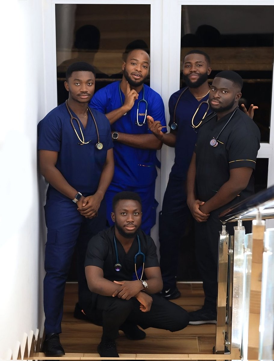 SnyderWatch's tweet photo. Dr. Emmanuel Ofosu-Brakoh Jnr🩺 #KSMD2023 https://t.co/vLRYb77JXx