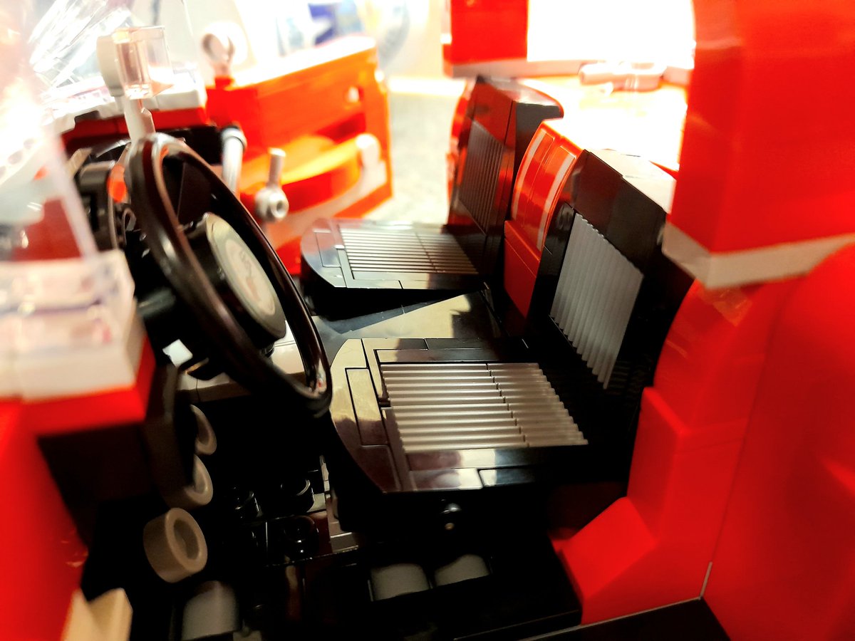 RogerMaybank's tweet photo. Lego Icons Chevrolet Corvette. Fun build, lovely touches with the interior and engine. #lego #Afolwacs https://t.co/c1o5yZ4n7S