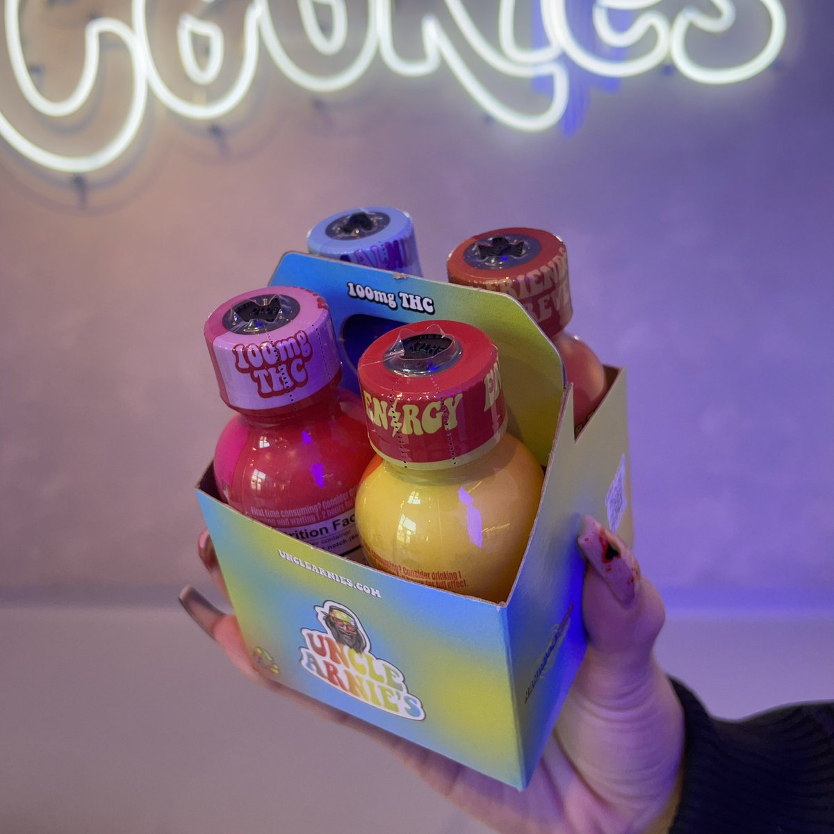 maywoodscookies's tweet photo. Enhance your Day! ☀️⚡️🌙 #UncleArnies 100MG Shots, Wake up with Sunrise Orange + 150MG Caffeine, Chill with Strawberry Kiwi &amp; Magic Mango, &amp; Wind Down with Blueberry Night Cap + 5MG CBN 💤 #InfusedShots #InfusedDrinks #Edibles #EdibleShots #Energy #Chill #Sleep #CBN #Caffeine https://t.co/sEibVlEpgJ