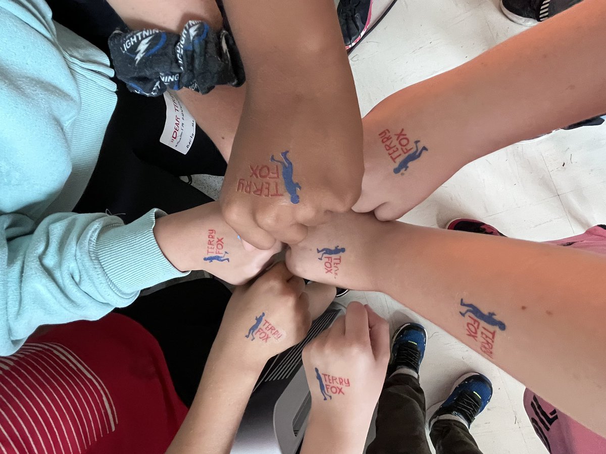 MrsBWigfield's tweet photo. The end of September and finally just getting in my first post of the year after settling into a school and grade change. We were blessed with amazing weather for Gosfield’s 2023 Terry Fox Run! Go cougars! https://t.co/If9dRYDexo