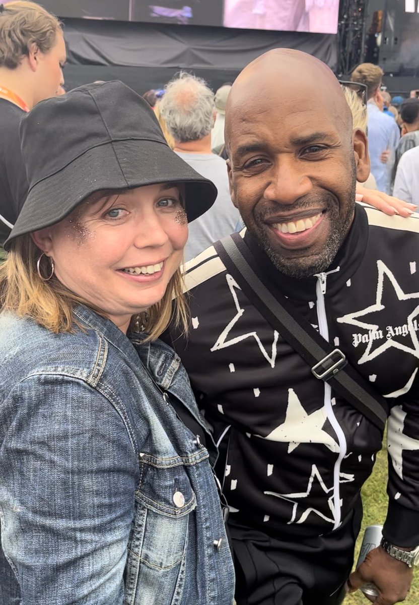 donnacrane's tweet photo. @DJSpoony radio 2 in the park my favourite show Donna &amp; Adey https://t.co/OjM6y2XWmv