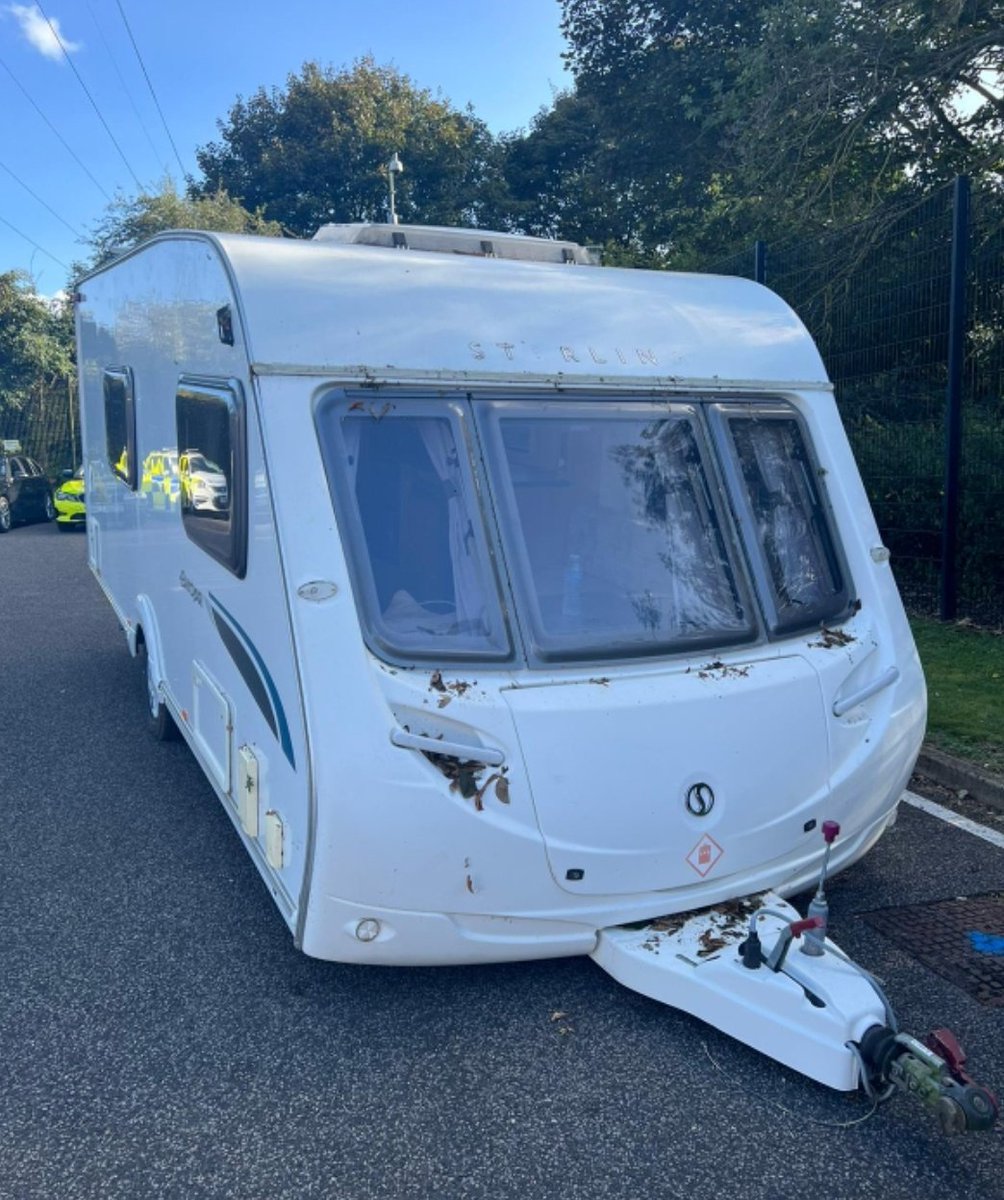 NSRAPT's tweet image. Excellent pro-active day in #BuryStEdmunds today at our multi-agency checksite working with #RCRT #CVU #OpSentinel #Kestrel #RuralCrime &amp;amp; lots of partners. 70+ vehicles coming into the site. 3 arrests made. 2 stolen Caravans recovered. 53 TOR's issued. Roads made safer! #PS1852