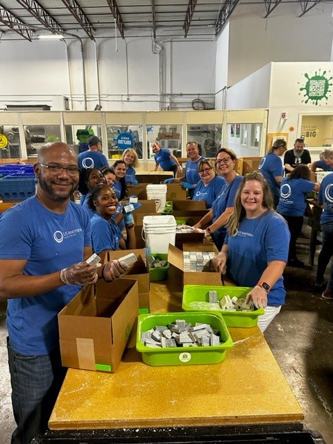 USAP_Updates's tweet photo. We're proud to partner with @CleantheWorld, a mission-driven enterprise saving lives with recycled soap and hygiene products.

At our USAP volunteer event, we sorted 60,000 used soap bars for recycling and packed 35,000 brand-new bars that are headed to Zambia. #USAPCaresWeek https://t.co/EayyT0hOpa