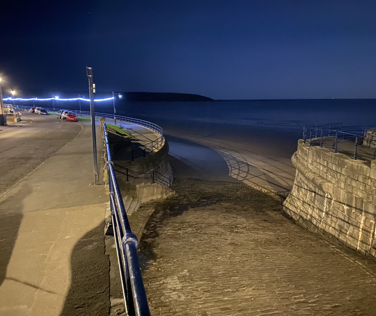 Snugglyduvet's tweet photo. #filey #yorkshirecoast #yorkshire 
@Filey_UK @OfficialFiley.
@LoveNorthYorks1
@DiscoverCoast

Beautiful evening. https://t.co/o9b8Vm9xEr