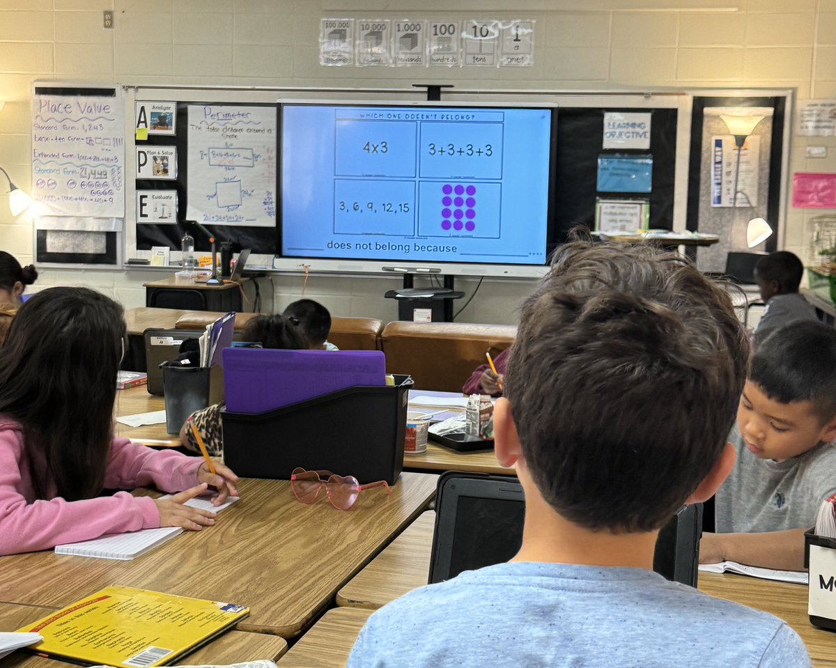 Barrett_Duncan_'s tweet photo. WWDB? and group anchor activities make for a fun Friday in 3rd grade math! #AndersonEagles #WeAreLufkin https://t.co/0LoU2sGLPt