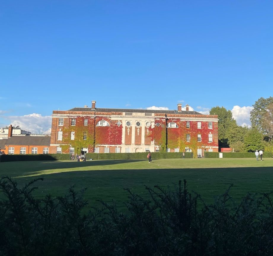AIR_Courses's tweet photo. On Wednesday evening we had the first session of our ‘Psychology in 10 Weeks’ short course! 

A great group with lots of interesting discussions. We are looking forward to the next 9 weeks! 

#psychology #psychologist #courses #shortcourses #learn https://t.co/zjrmnr8A7j