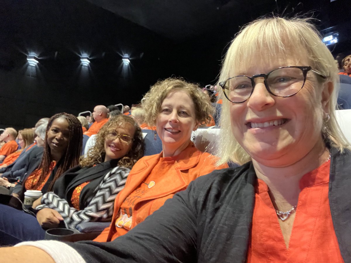 Rachel Chernos Lin tweet media