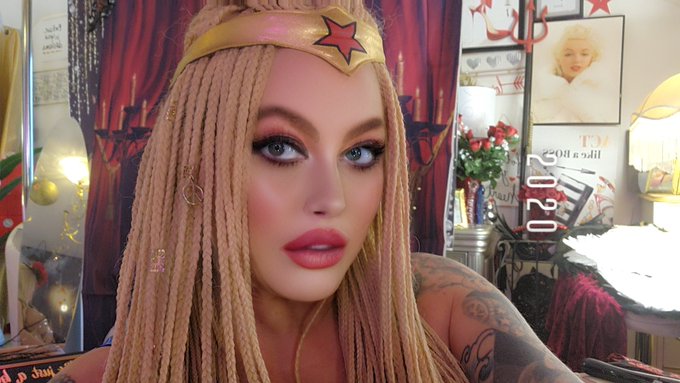 Wonderfully Awesome 🫠 https://t.co/xfIn51VSMM<a href="/tag/holidayseason"class="tags"><span>#holidayseason</span></a>