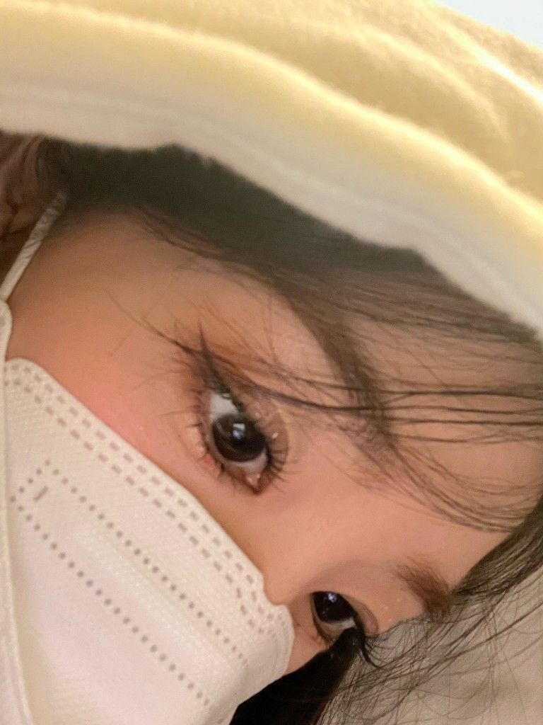 hourly red velvet tweet media