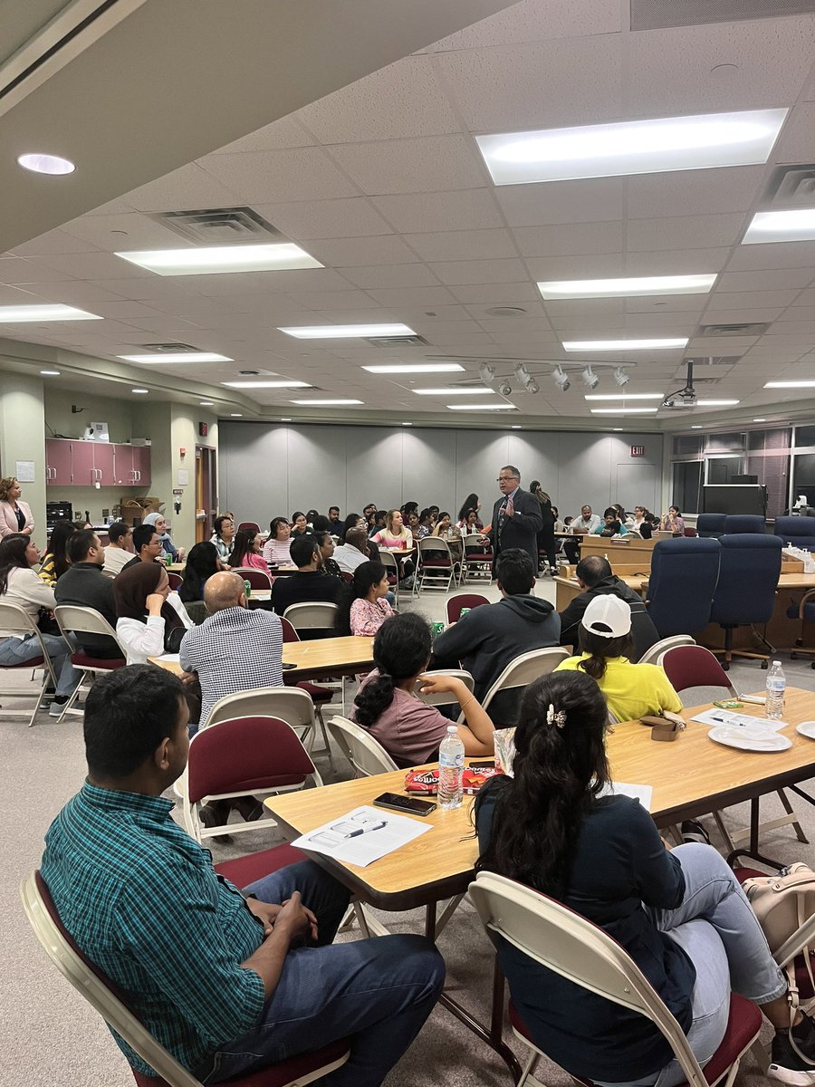 BPAC Meeting @ipsd204 - Great participation from our community. Numbers of Newcomers are growing like everywhere else. We are committed to help ALL children and their families grow with us. Thank you to our community for your commitment to us!