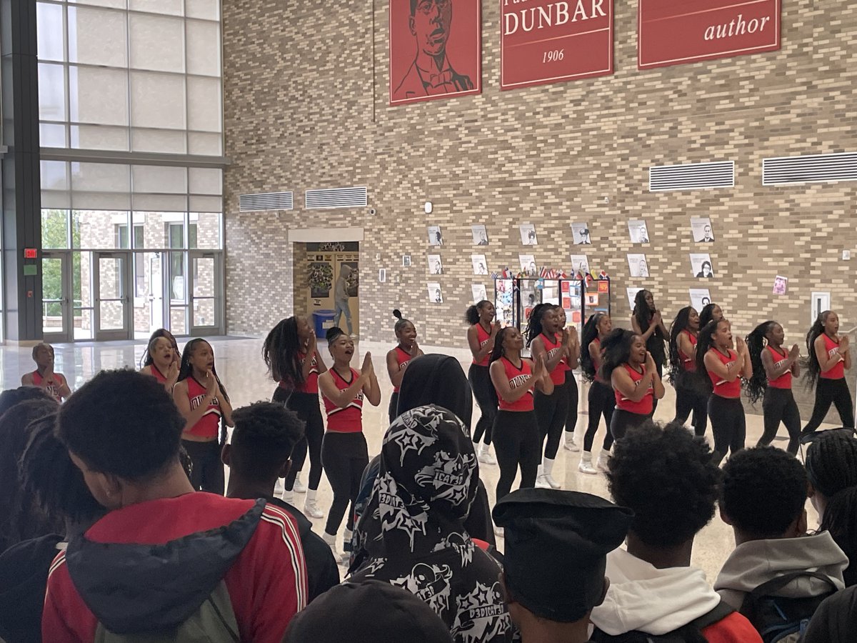 DunbarHSDC's tweet image. What a way to close out the school week! We wrapped SGA elections, Homecoming Royal Court, heard from an amazing author, and recognized and celebrated athletic achievements! Homecoming game tomorrow!
@XQAmerica @dcpublicschools @DCPSconnected 
#Raisingthebar #Weworkforkids…