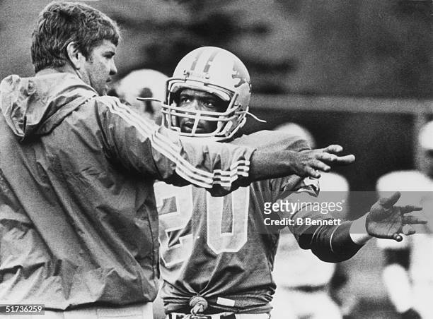 iamDougWarren's tweet photo. It's interesting that the last Detroit #Lions head coach who beat the Green Bay Packers four-straight times was Monte Clark (w/Billy Sims below). He would love this team's smash mouth running game and the smothering defense. Image credit @GettyImages https://t.co/1lmt6dVZ3A
