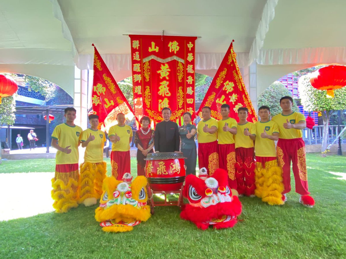 AMEXCID's tweet photo. 📸Participamos en la conmemoración del 74° Aniversario de la Fundación de la República Popular China.
Continuamos #cooperando para promover el crecimiento mutuo.
🇲🇽🤝🇨🇳 #CooperarEsCompartir https://t.co/NTyambPrg1