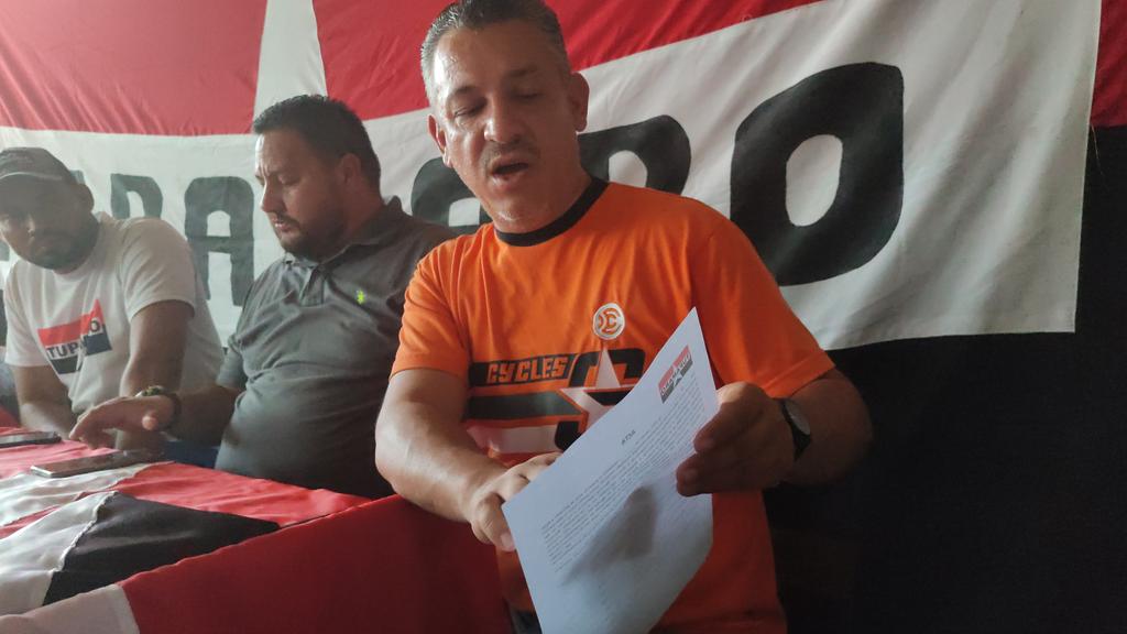 ¡Bloque Oriental, un paso al frente!

De punta a punta, el Bloque Oriental se encuentra activado en el proceso de adecuación en los diferentes municipios del Estado Bolívar.

#JuventudTupamaroConMaduro
#VenezuelaDeValoresYCultura <a href="/NicolasMaduro/">Nicolás Maduro</a> @TupamaroMRT