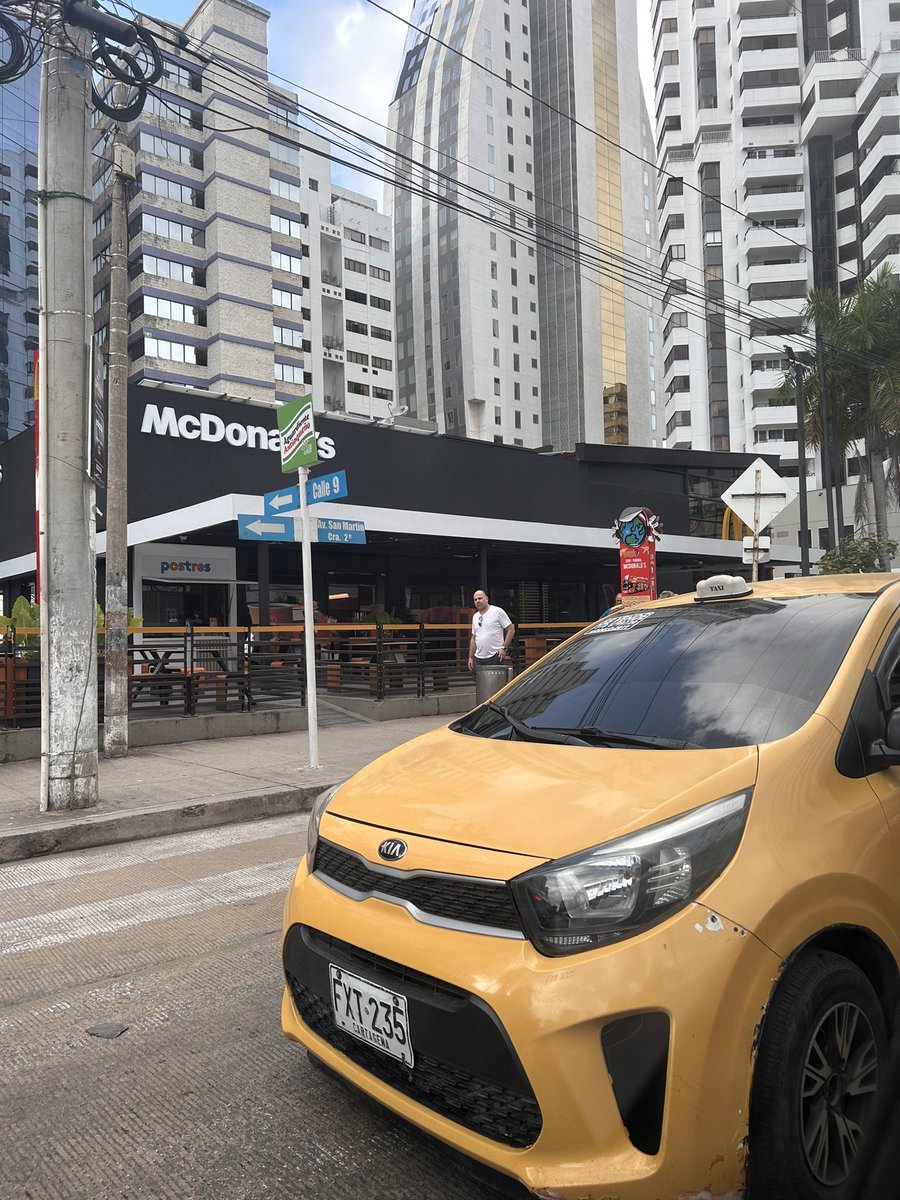 lozanoides's tweet photo. Dear Mc Donald’s : are you confessing your darkest secrets with this new branding? 💀 https://t.co/oiAPDq30s3