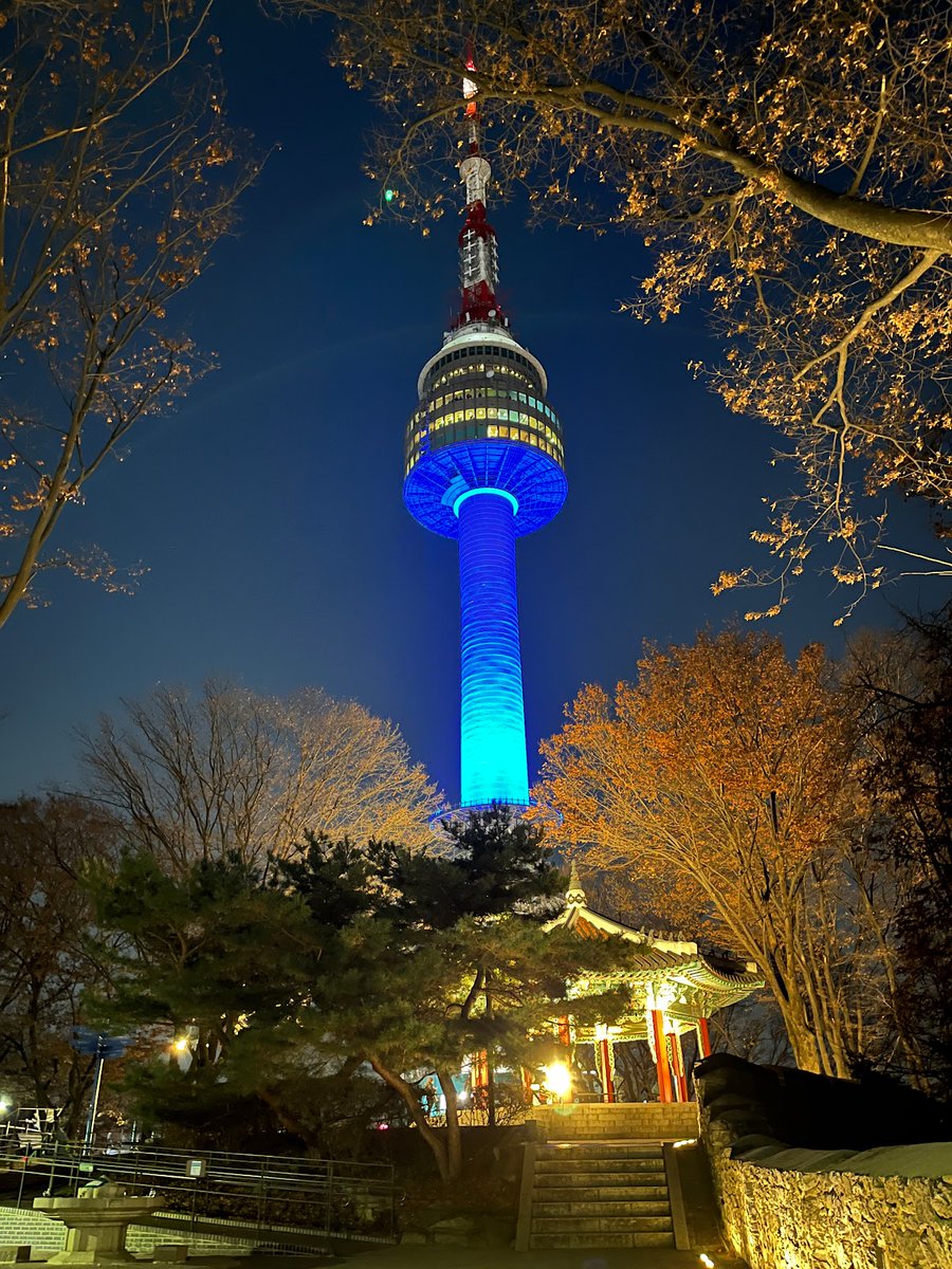 The N Seoul Tower, previously known as the Namsan Tower, elevates 479.7 meters above sea level providing an all-encompassing view of Seoul. Make sure to lock your love at the 'Locks of Love' wall. #SeoulFacts #NSeoulTower