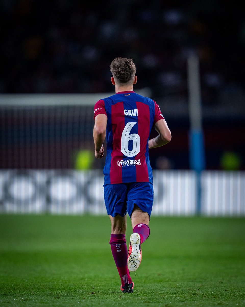 NanaAfiaSerwa12's tweet photo. No words to describe him... Absolutely amazing...he is everywhere helping out..He was awesome today👏

#PG6💪💙❤️ https://t.co/V3tBisoiV3