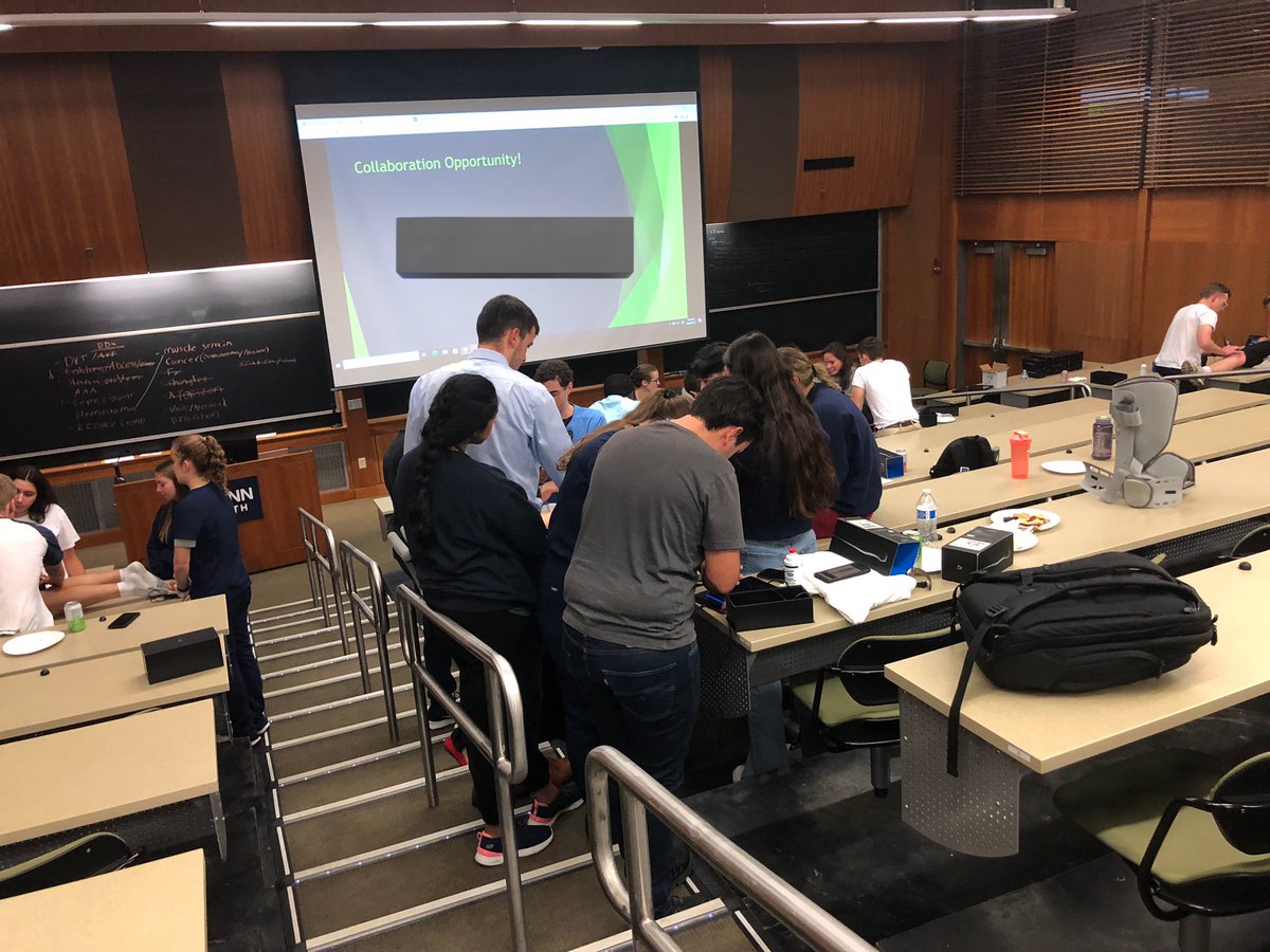 UconnUsig's tweet photo. Students worked through a clinical case in which POCUS clinched the diagnosis, discussed applications of MSK ultrasound across specialties (with a special spotlight on PM&amp;R given by one of our M2s), and practiced MSK scanning on each other using Butterfly IQs https://t.co/LncJQrvrMM