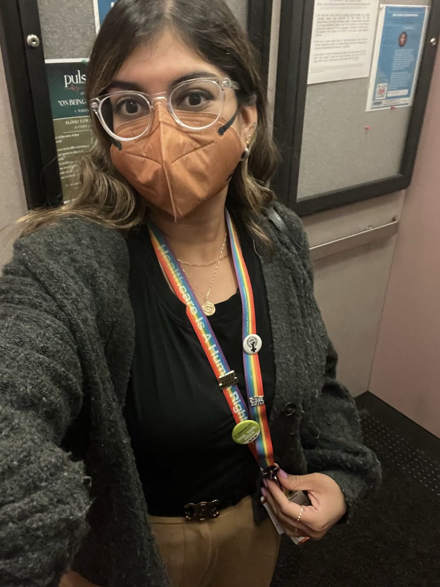 Jess Mitter, DO (@jessmitter) on Twitter photo Oops I’m an unprofessional unethical doctor on the daily (peep my BLM, pronoun, and abortion pins too!) Oops I’m an unprofessional unethical doctor on the daily (peep my BLM, pronoun, and abortion pins too!)