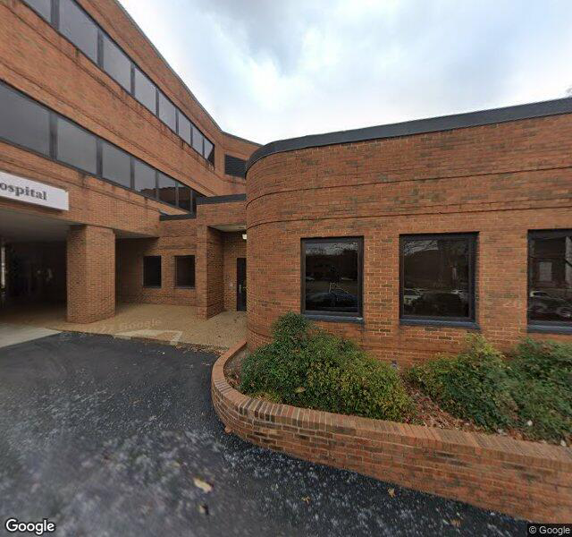 311Nashville's tweet image. 🚨 PERSONNEL IN SERIOUS DANGER / POSSIBLE OFFICER DOWN at Kathryn S. Hall, Lpc (1601 23Rd Ave S) in Midtown (reported 3:44pm)