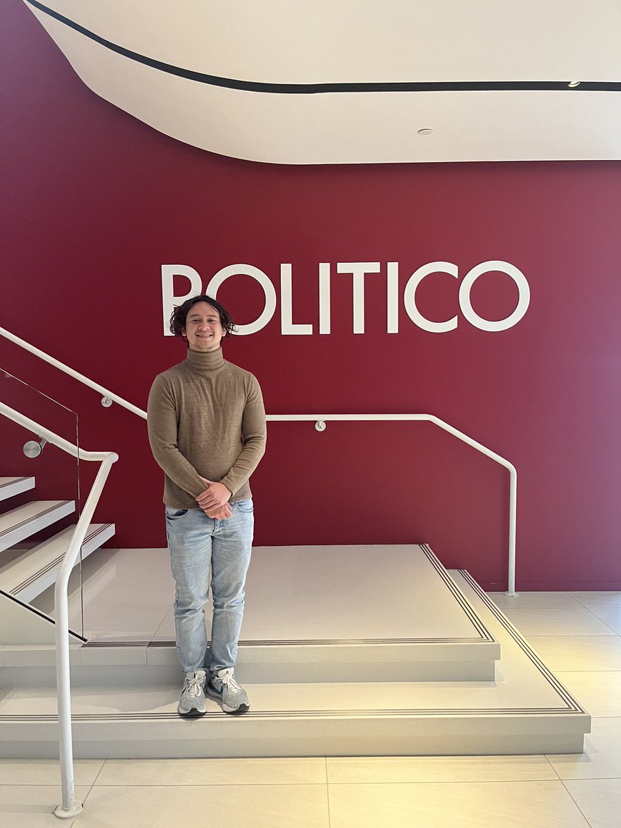 HorseySeven's tweet photo. *taps mic* is this on? Seems like a good time for my yearly tweet

Today was my last day at Politico. Not only did Politico give me my first job out of college, but it also allowed me to meet and befriend so many great people.

Will be back in two weeks with where I’m going next https://t.co/O68Eg8ABH2