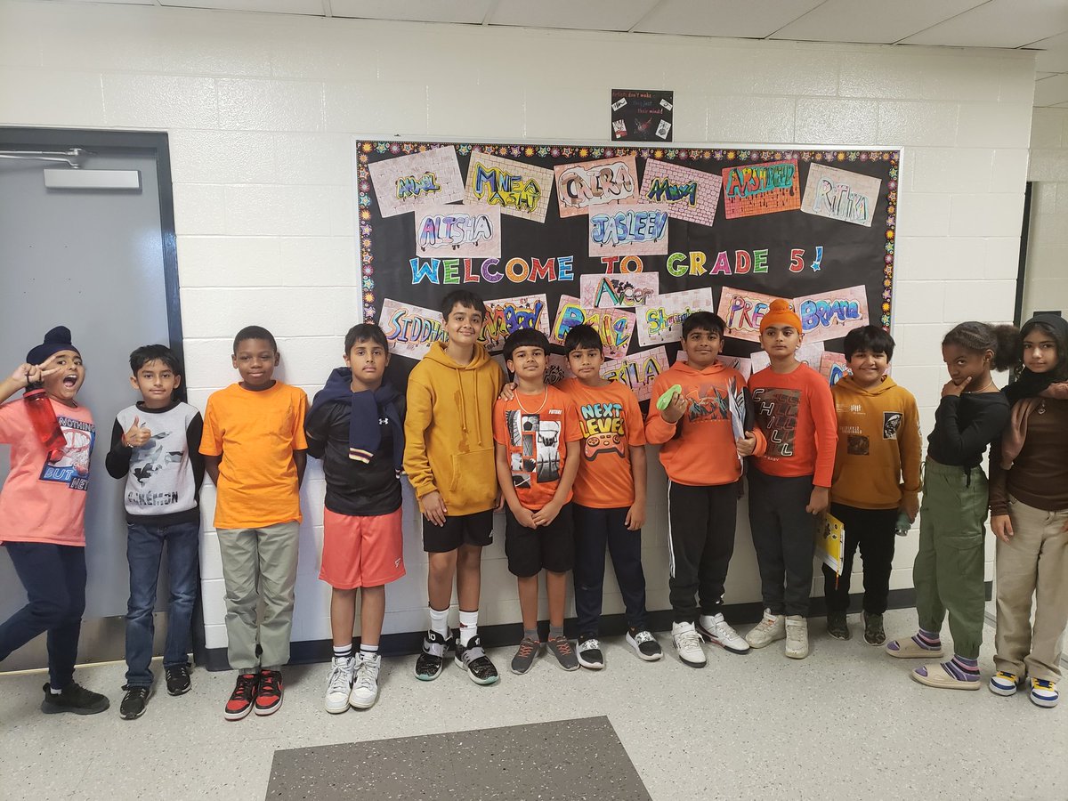 rjlee_ps's tweet photo. Today we honoured the innocent lives that were lost at residential schools and the resilience of those who survived. #OrangeShirtDay #EveryChildMatters #TruthAndReconciliation #RJLeeProud @LLSarbadhikari @FSlimati @kindieroom103 @msgage5 @PeelSchools @AtheiaGrant https://t.co/GI4FLVgD4q