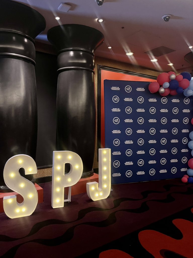 I’m here! 👋 Any local journos at #SPJ23? I’ll be at a freelancer-editor meet and greet at 2:45 p.m. today and a panel at 2:45 p.m. tomorrow about nonprofit news with @RalstonReports, @elizthompsn and moderated by @MSrbinovich of @JournalismProj. Come say hello! @SJSpotlight