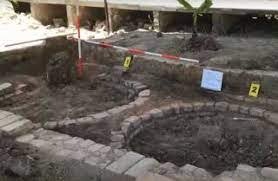 La unidad de búsqueda de personas desaparecidas halló enterrado uno de los hornos de Juan Frío, caserío del municipio de Villa del Rosario, frontera con San Antonio del Táchira, Venezuela, que habría sido usado por paramilitares para incinerar a sus #víctimas.