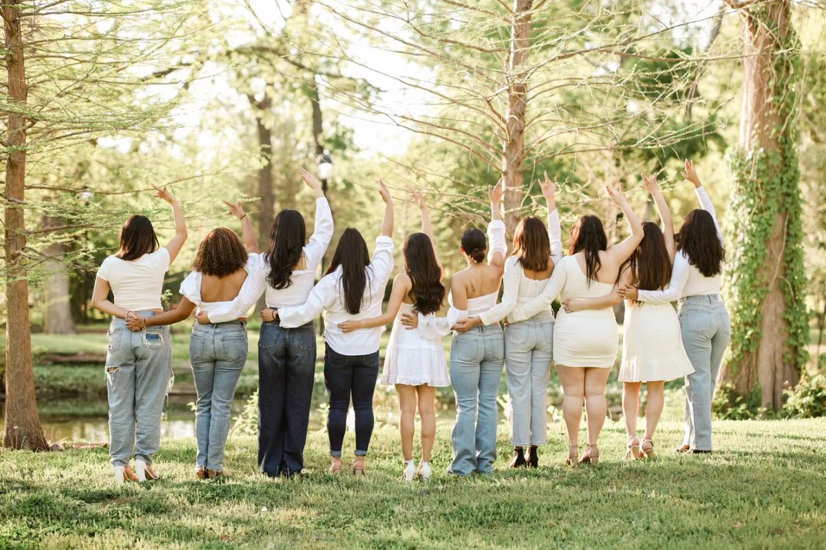 TWU Señoritas tweet media